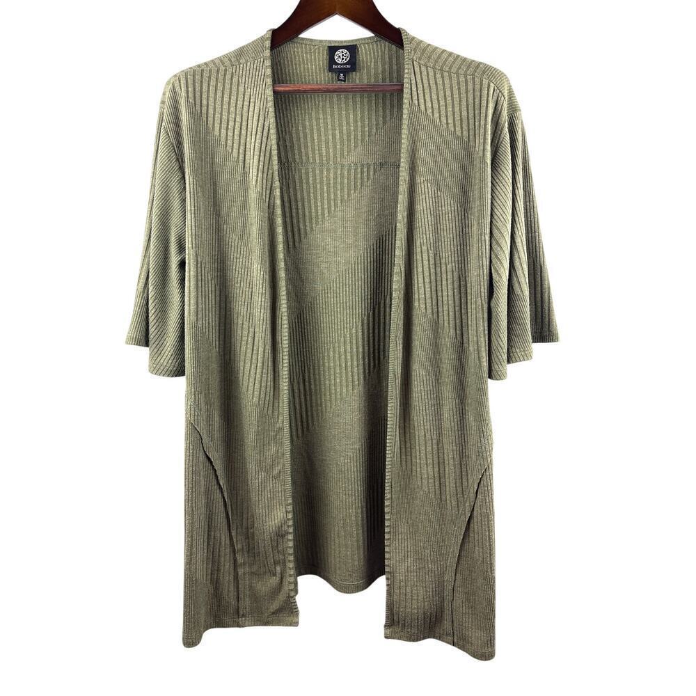Women’s Bobeau Medium Olive Green Short Sleeve Sweater
